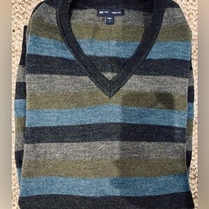 GAP Men's V-Neck Sweater - Olive, Teal, Charcoal merino wool sz L